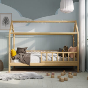 Кровать домик из массива дерева Housebed Deluxe 90×200 Натуральное лакированное