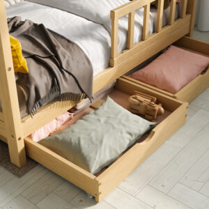 Кровать домик из массива дерева Housebed Deluxe 80×160, с ящиками — Натуральное лакированное