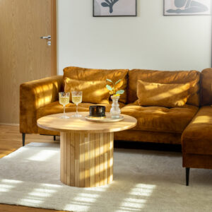 Tammepuidust Diivanilaud Kalda